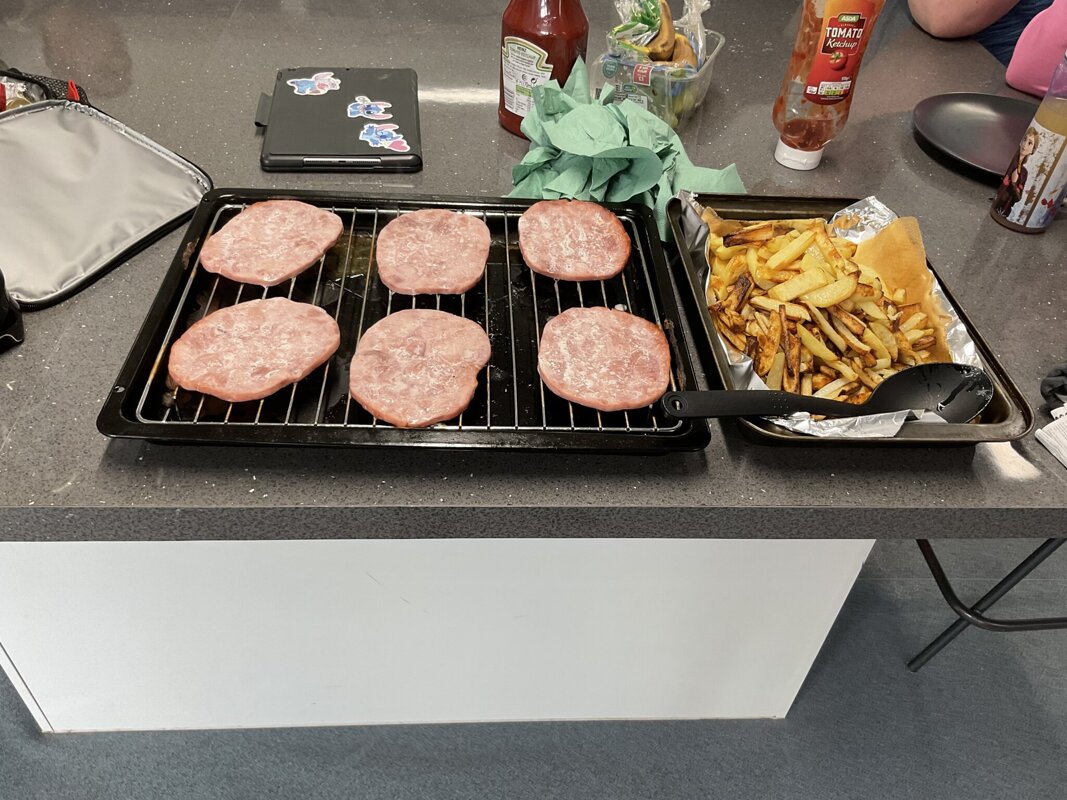 Image of KS5W Gammon and Chips. Yummy!!!